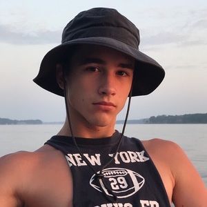 Meet your Posher, Isaac